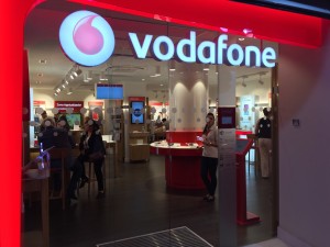 iluminacion de tienda vodafone